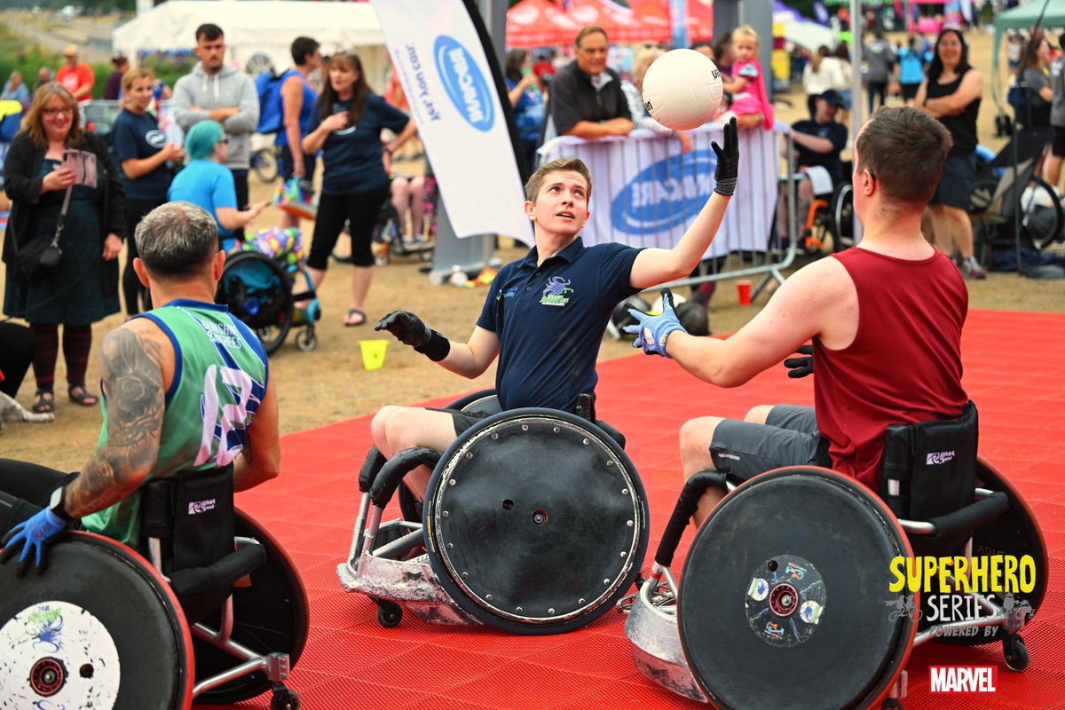 SuperheroSeries tweet media