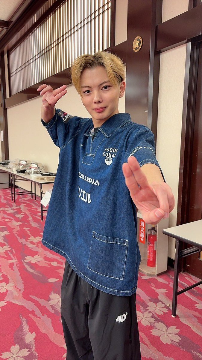 papatiwawa's tweet photo. 世界一の男の顔と世界一のポーズしろ！
って言ったらこれでした。

さはら、おめでとう。
この世界一は偶然じゃないと思う。 https://t.co/nu7lCLEhTW
