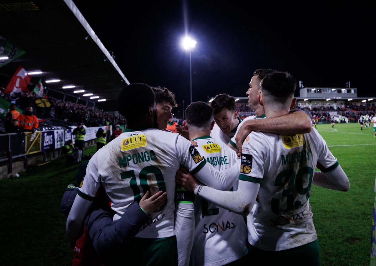 EightyFour___ tweet media