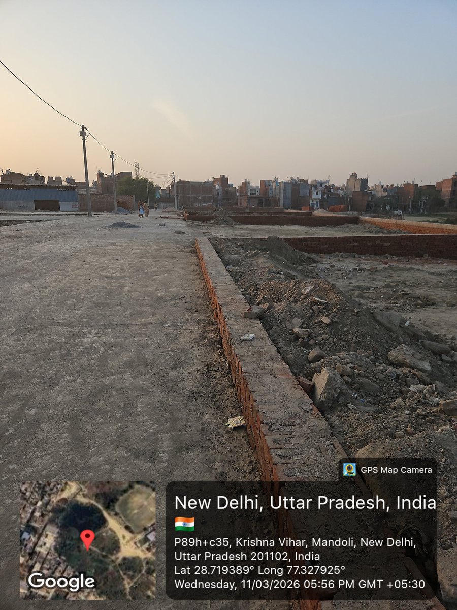<a href="/Bhavya0712/">Amit</a> <a href="/UPPCLLKO/">UPPCL</a> <a href="/ghaziabadpolice/">POLICE COMMISSIONERATE GHAZIABAD</a> <a href="/dm_ghaziabad/">DM Ghaziabad</a> <a href="/ChiefGhaziabad/">CDO Ghaziabad</a> <a href="/1912PVVNL/">Pashchimanchal Vidyut Vitran Nigam L.td(1912)</a> <a href="/UppclGzb/">UPPCL GZB</a> भूमाफिया द्वारा कब्जा की हुई जमीन पर कैसे बिजली विभाग ने लगा दिए वायर और खंबे  क्यों इसकी जांच नहीं की जा रही
<a href="/CMOfficeUP/">CM Office, GoUP</a> 
<a href="/PMOIndia/">PMO India</a> 
<a href="/ACOUPPolice/">Anti Corruption Organisation, UP.</a> 
<a href="/asim_arun/">Asim Arun</a> <a href="/BJP4UP/">BJP Uttar Pradesh</a> <a href="/BhimArmyChief/">Chandra Shekhar Aazad</a> <a href="/RahulGandhi/">Rahul Gandhi</a> <a href="/digrangemeerut/">DIG RANGE MEERUT</a> 
<a href="/dgpup/">DGP UP</a> 
@