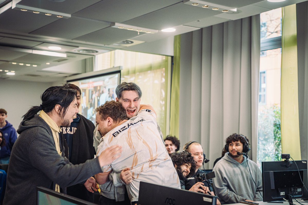 YunhaLee_photo tweet media