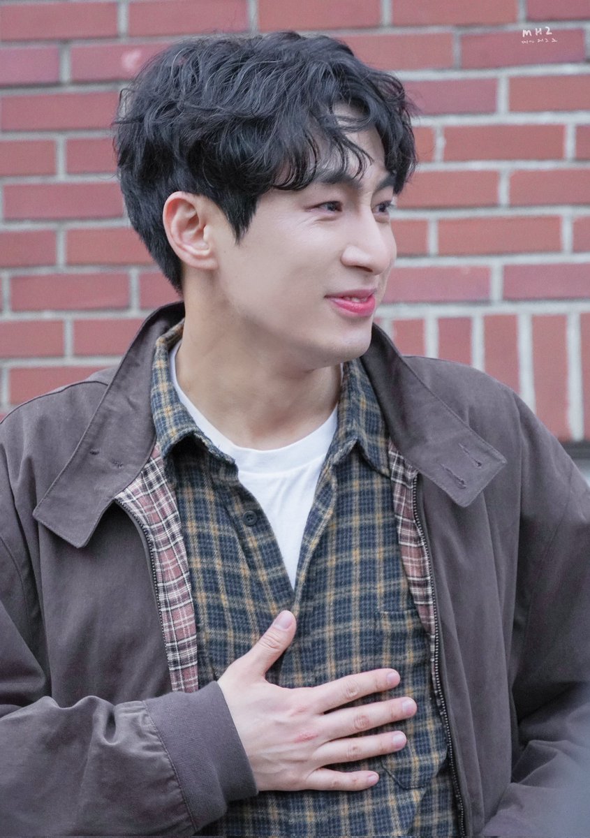 🅼🅷🆉 tweet media