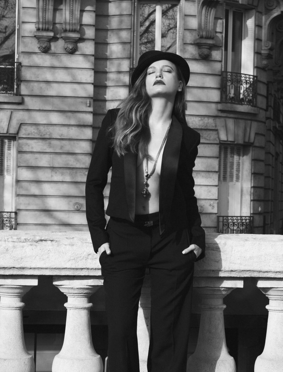 Icon ❤️‍🔥🖤
#SerenaySarikaya