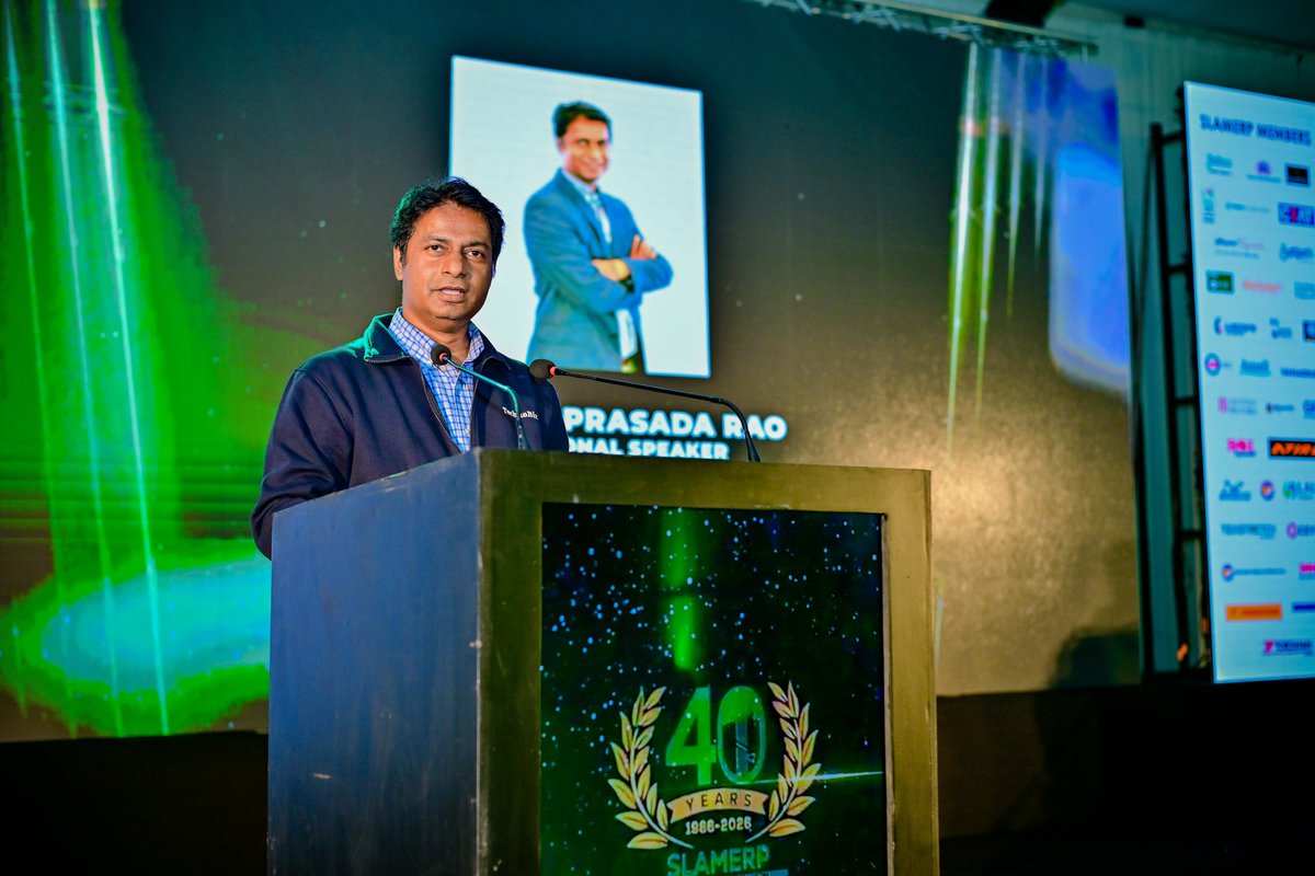 TechnoBiz tweet media