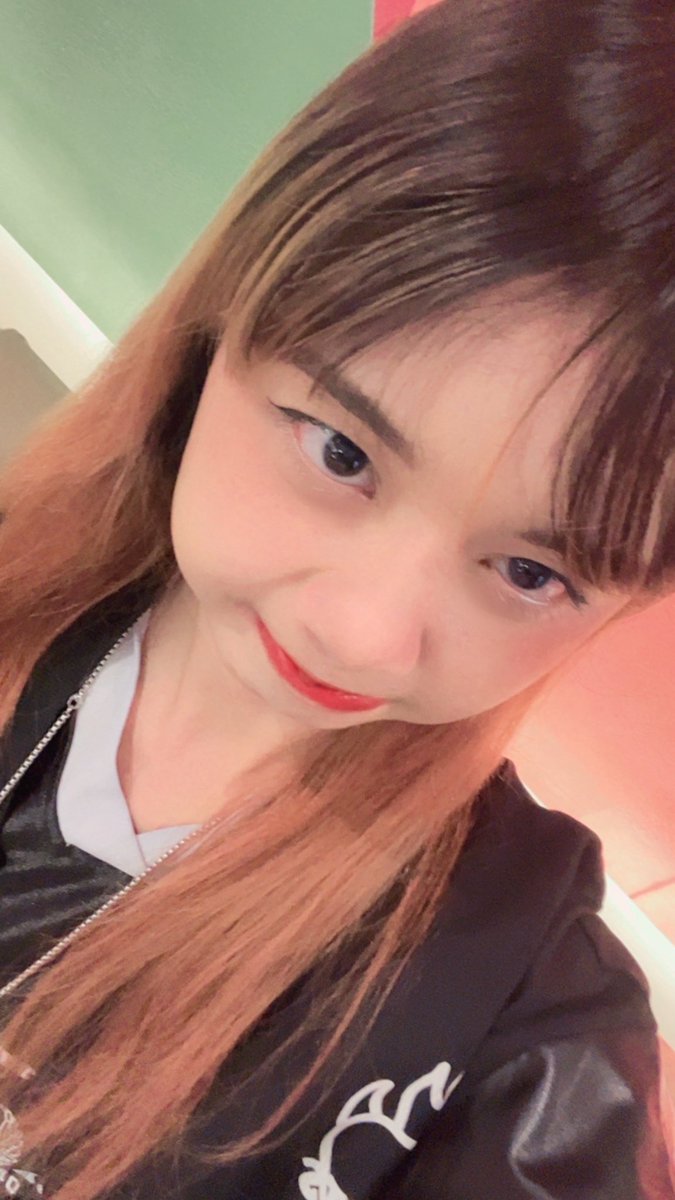 ara❄️ tweet media