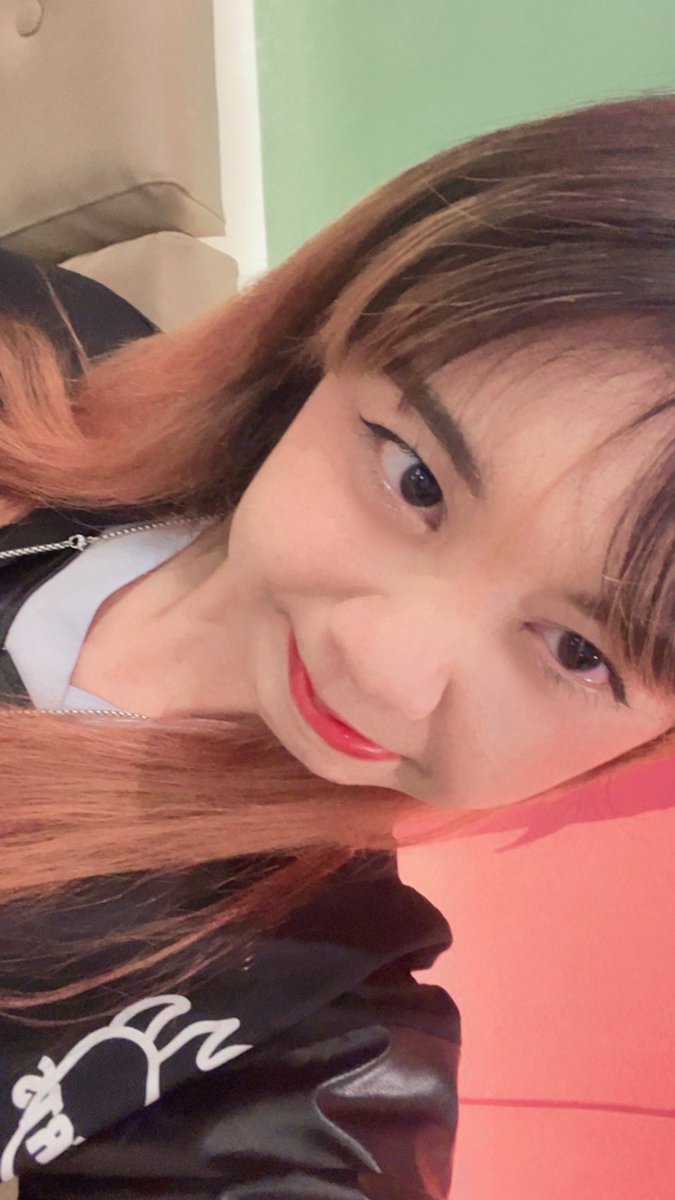 ara❄️ tweet media