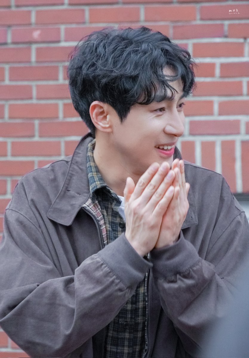 🅼🅷🆉 tweet media