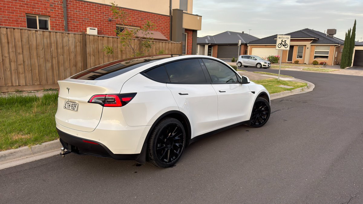 ibrahimstesla's tweet photo. Finally made it home after a long drive from Sydney yesterday. Spent the whole day giving the car some love, and I can honestly say it’s the best car I’ve ever owned.

It’s a 2022 Tesla Model Y RWD with a white interior, 20” Induction wheels, Enhanced Autopilot, and a bunch of accessories from the original owner. With 107,000 kms, it still feels brand new.

A massive shoutout to all the Tesla enthusiasts on X for guiding me to this gem. Can’t thank you all enough for the advice!

Interior pics coming tomorrow.