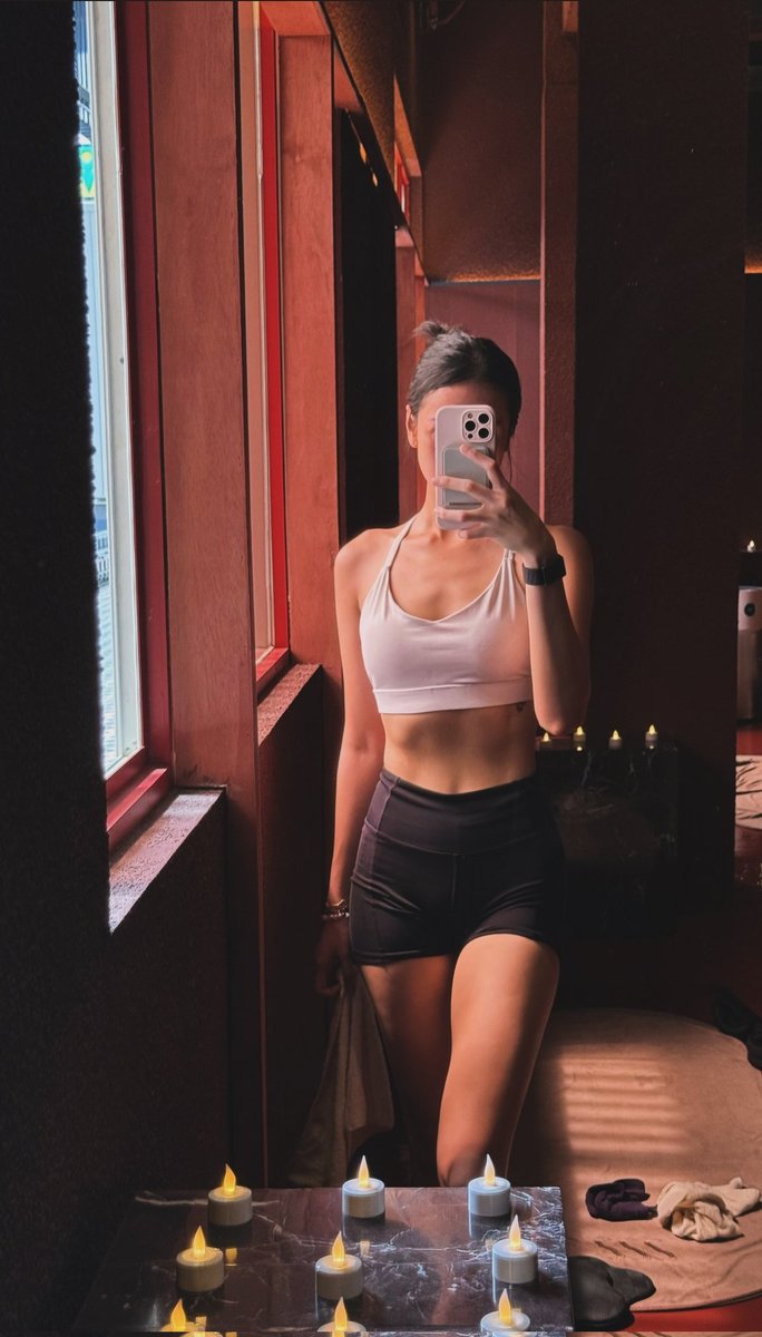 aynya's tweet photo. errday hotpi 🧘🏻‍♀️ https://t.co/SgoFtYnMnM
