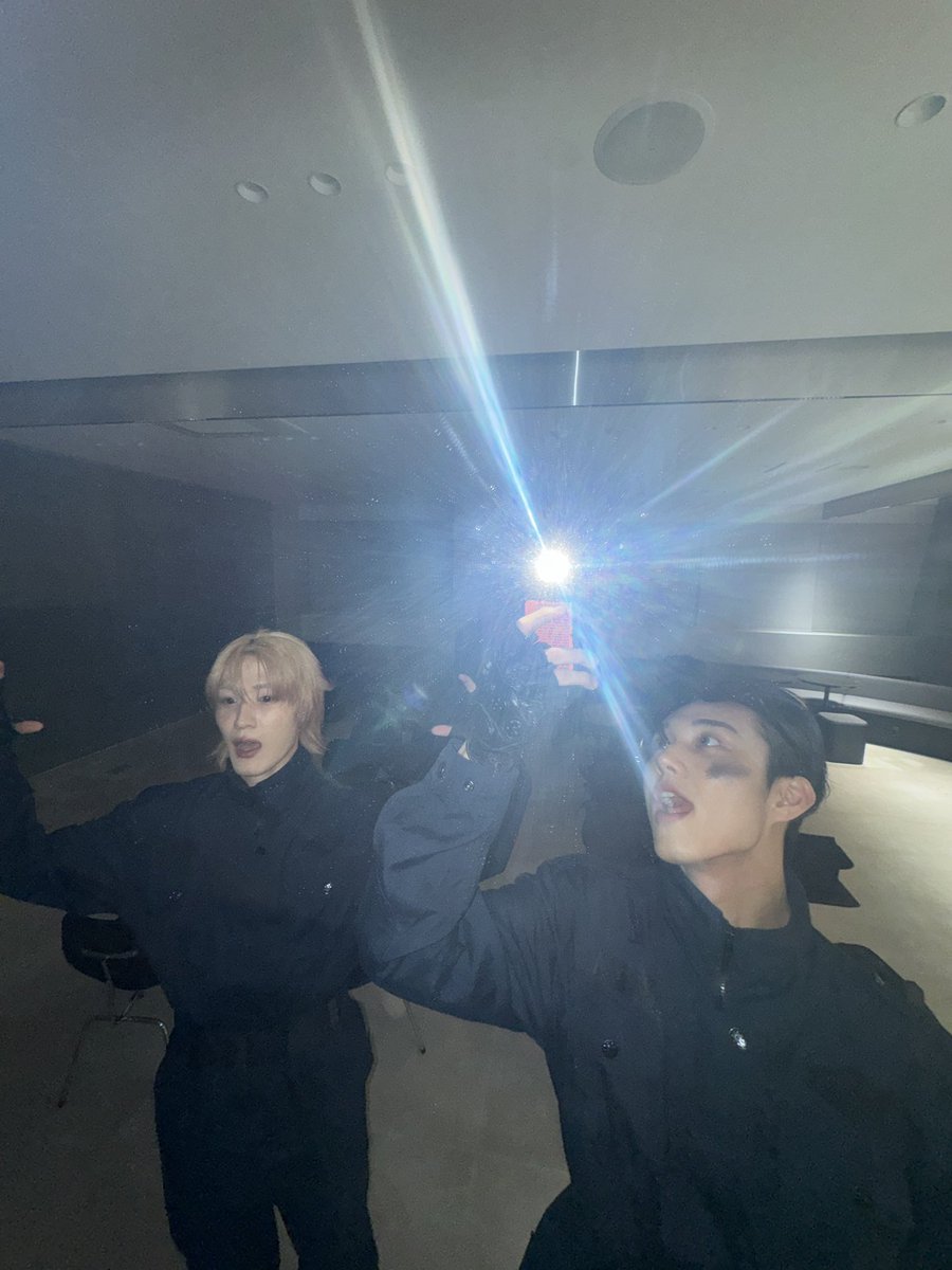 P1Harmony tweet media