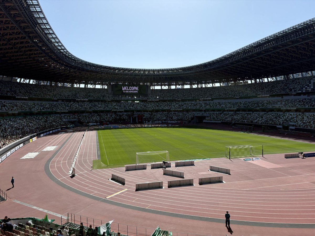 Avi_LvQ's tweet photo. 初サッカー観戦⚽️ https://t.co/qw4uqXutMY