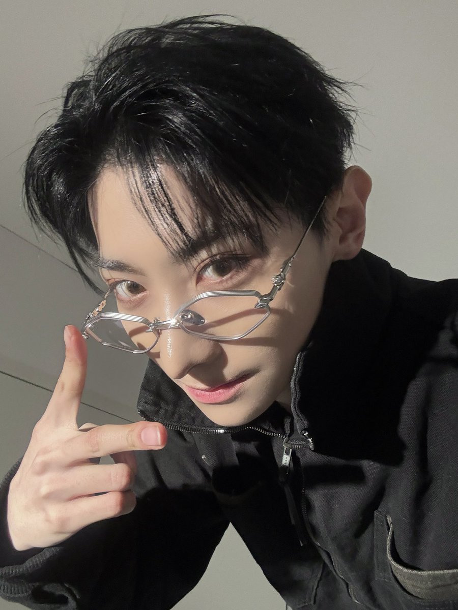 [📷][#BLISHOT]

260314 SYA FAN SIGN EVENT

#샤 #SYA
#블리처스 #BLITZERS