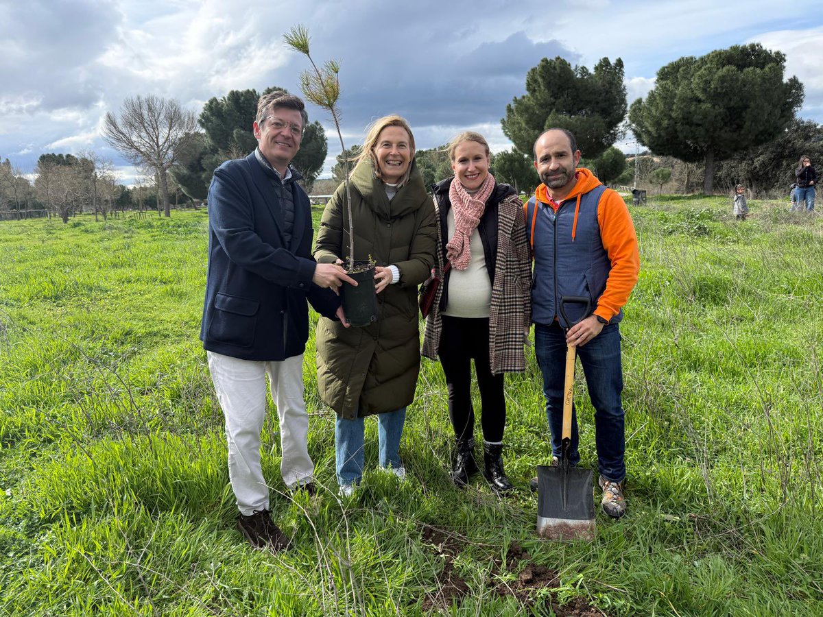 José A Mtnez Páramo tweet media