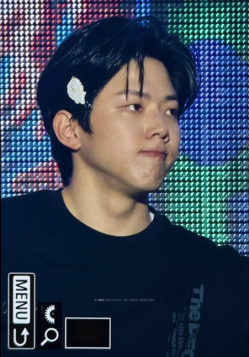 𝖽𝗈𝗍. tweet media