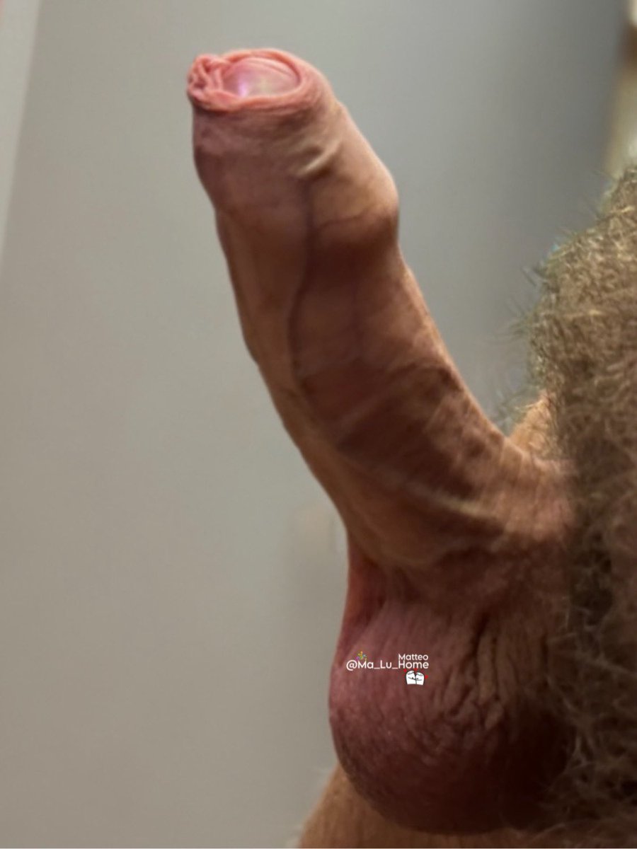 Rätsel: Wie spät ist es? 🕛😈🍆
-
Riddle: What time is it? 🕛😈🍆

#uncut #gay #gayhorny #dick #muscles #fitgays #hung #naked #hot #foreskin