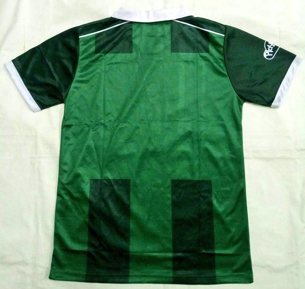 WR STORE tweet media