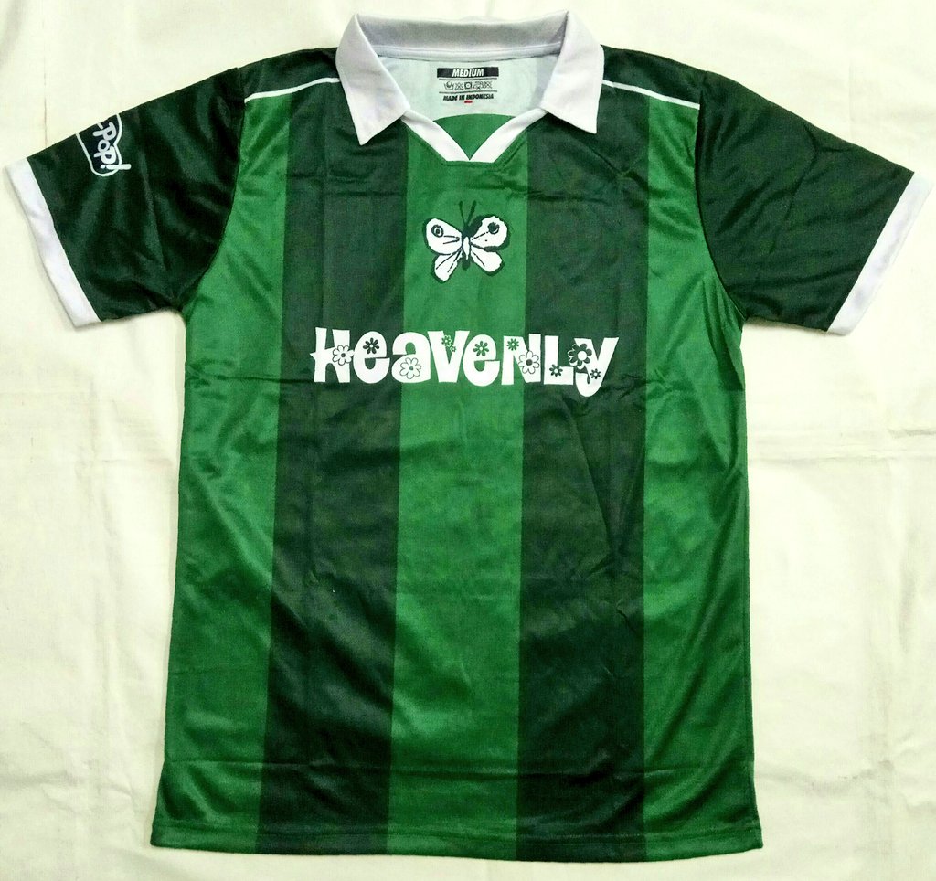 WR STORE tweet media