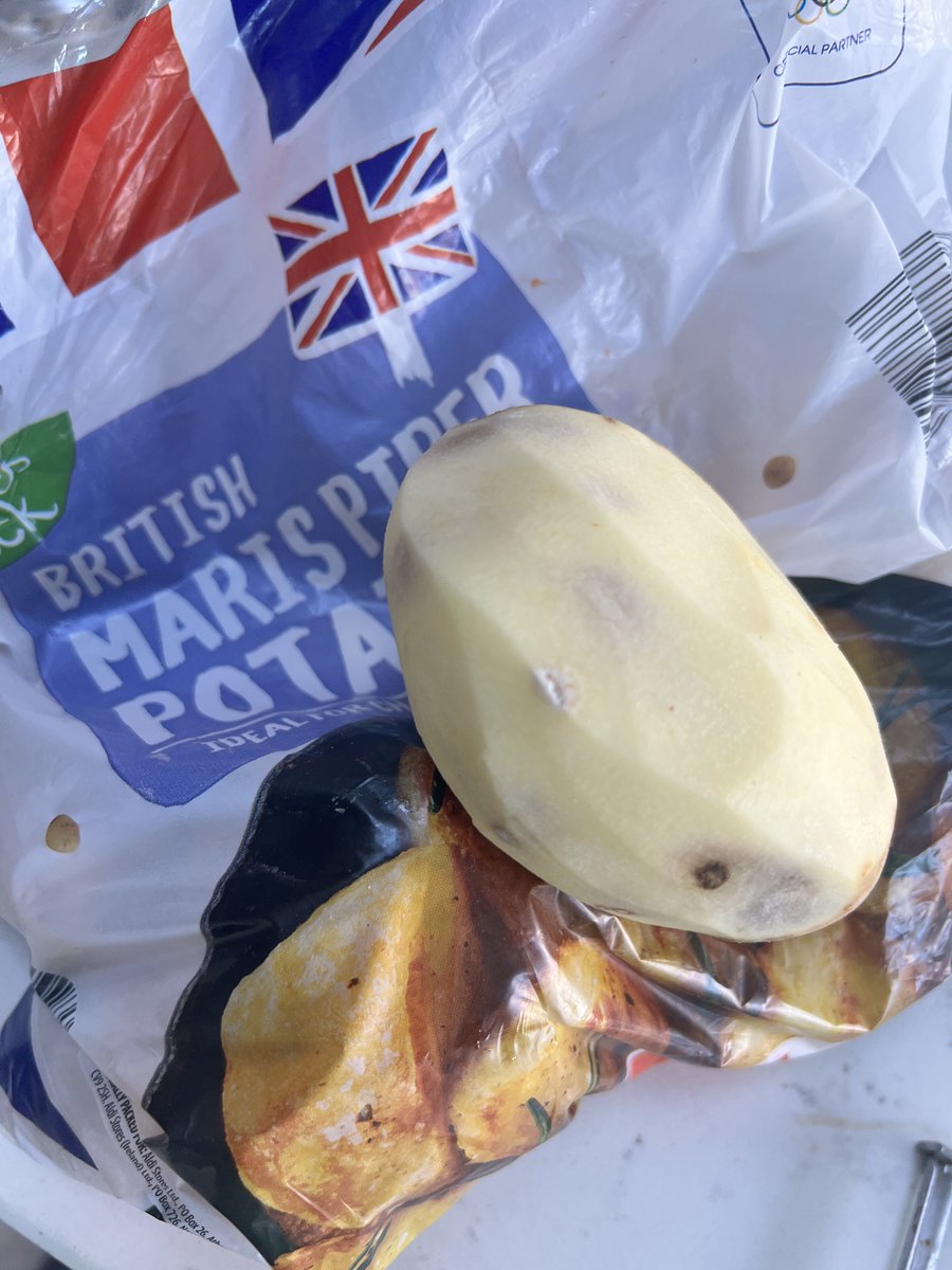 ©️©️ tweet media