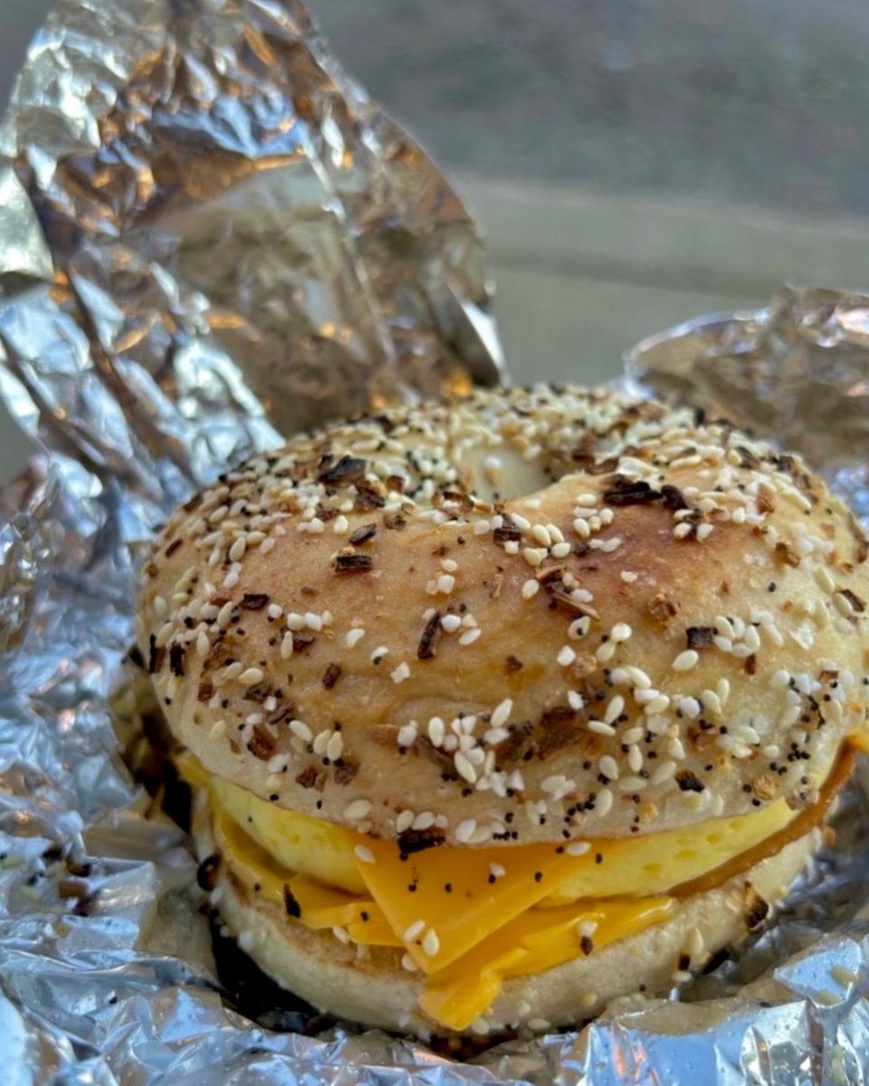 Barry Bagels tweet media