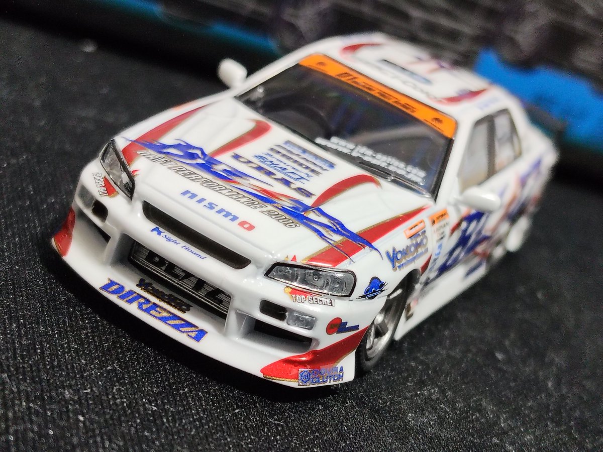 M_Okada524's tweet image. MORTAL MODEL 1/64 BLITZ ER34 D1 SPECIAL 2003／2006

初めて聞いたメーカーですけど、ロゴは多分印刷じゃなくてデカール貼った上に研ぎ出ししてるし、結構モデリング良いしカッコイイミニカーですね。
2006年のBLITZスカイラインのカラーリングめちゃくちゃ好き
#MORTAL
#BLITZ
#D1
#D1GP