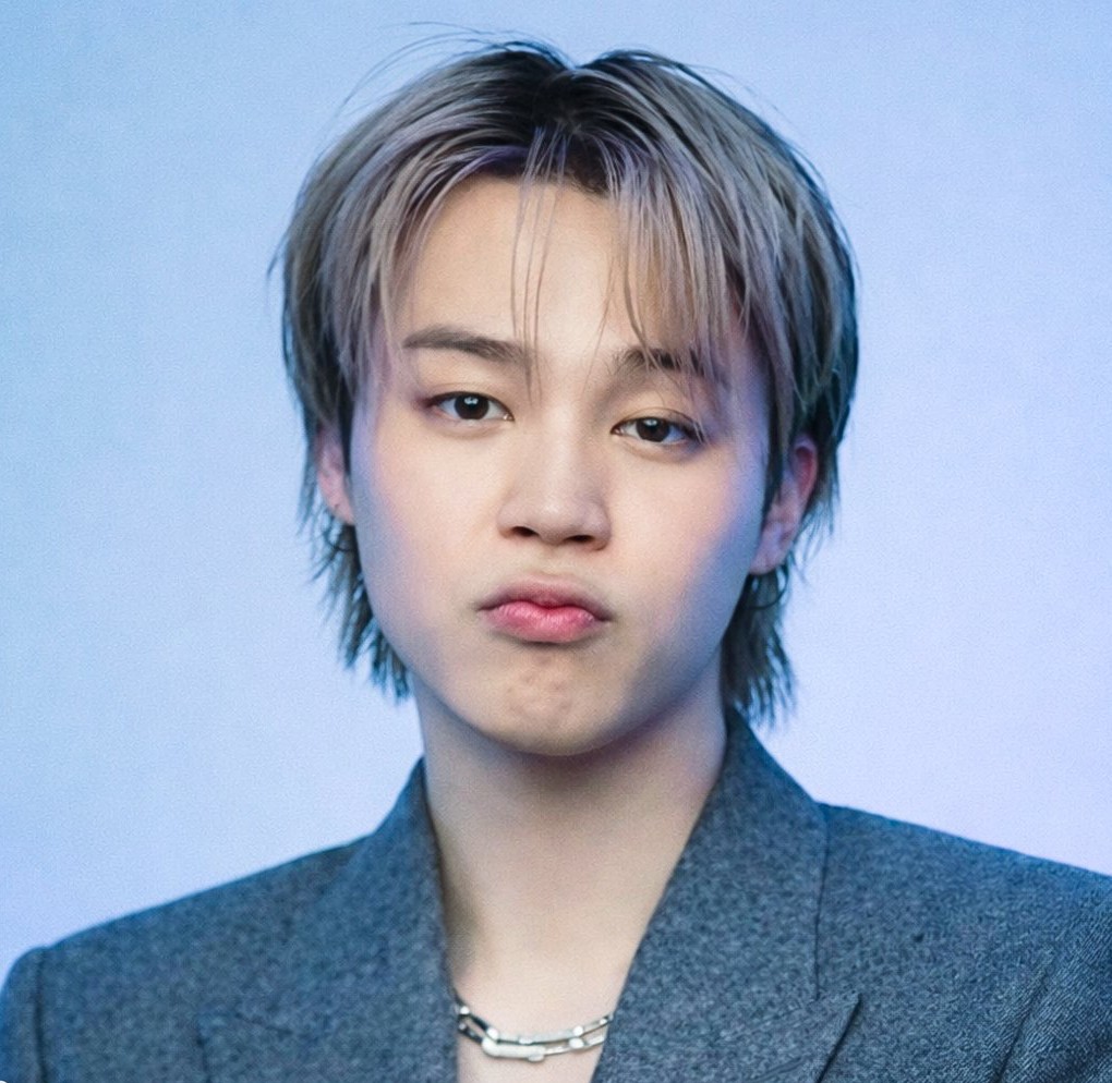 ᴇʟʟᴀ⁷ (@jminymlove) on Twitter photo 