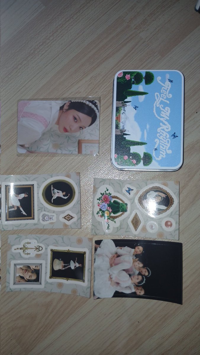 maniacxside's tweet photo. Giveaway arrived 
Happy mails🌷💗
Cakepp parahh so happyy https://t.co/5k6L2ZlbZh