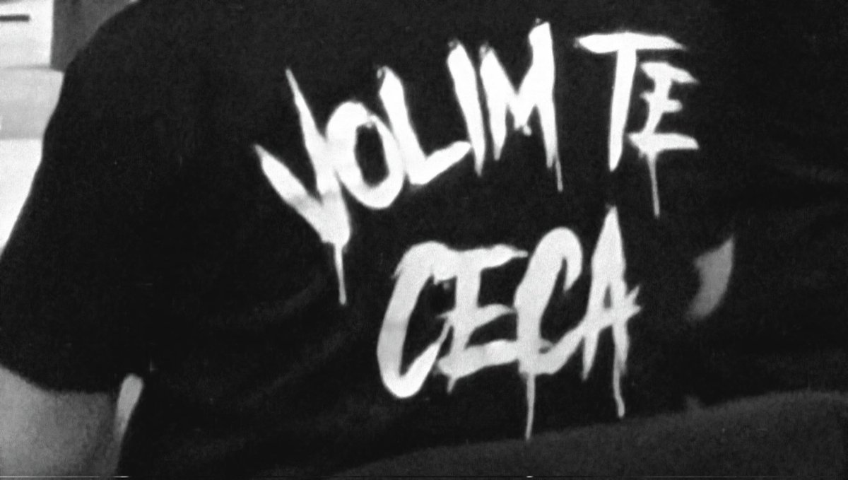 🔝 Fanovi su u Varnu na koncert došli opremljeni od glave do pete! 🇧🇬
#Ceca #DKCArena #Varna #Bugarska