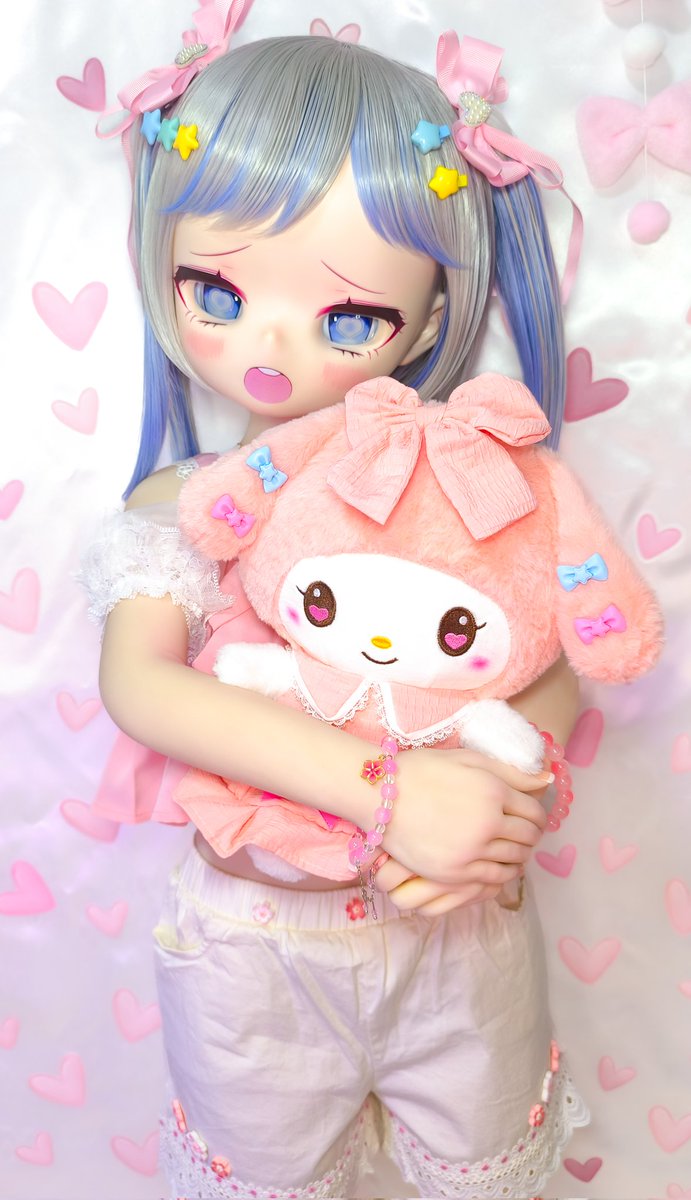 RaGeDZai's tweet photo. White Day 🤍PART ONE🤍

It's my White Day gift!

You said you bought it because it looks like me?

I don't know what you mean!
But it's very pretty.

Thanks for thinking of me!

#mozudoll #mirai #whiteday #yourdoll https://t.co/YnxynGU8hf