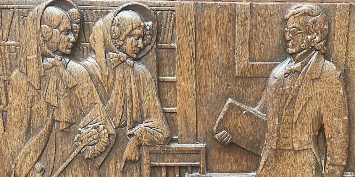 Footprints of London tweet media