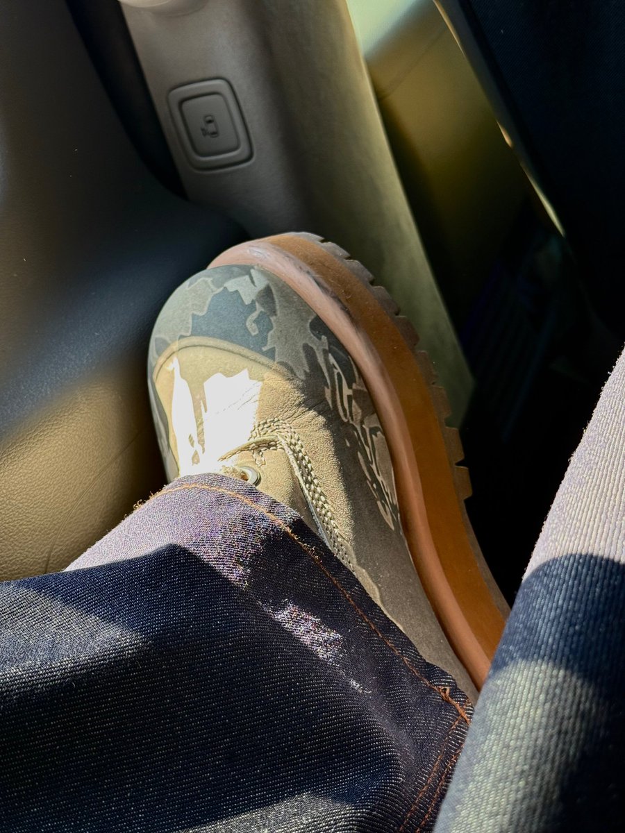 📸 | WEVERSE 

«🎶»

#andTEAM #앤팀 #andTEAM_NICHOLAS