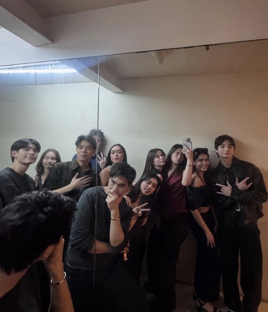 ISLANA 🏝️ tweet media