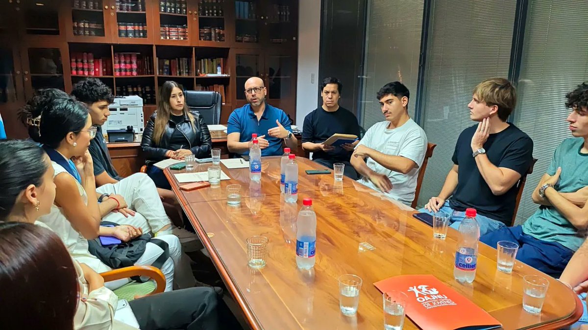 #Salta | Se desarrolla el encuentro ‘Oportunautas’ para acercar diferentes herramientas a los jóvenes

La actividad se realizará el martes 17, a las 18, en el salón del COPAIPA, Zuviría 291

👉 bumnews.com.ar/se-desarrolla-…