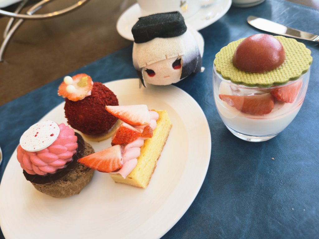 炉夏-ﾛｶ- tweet media