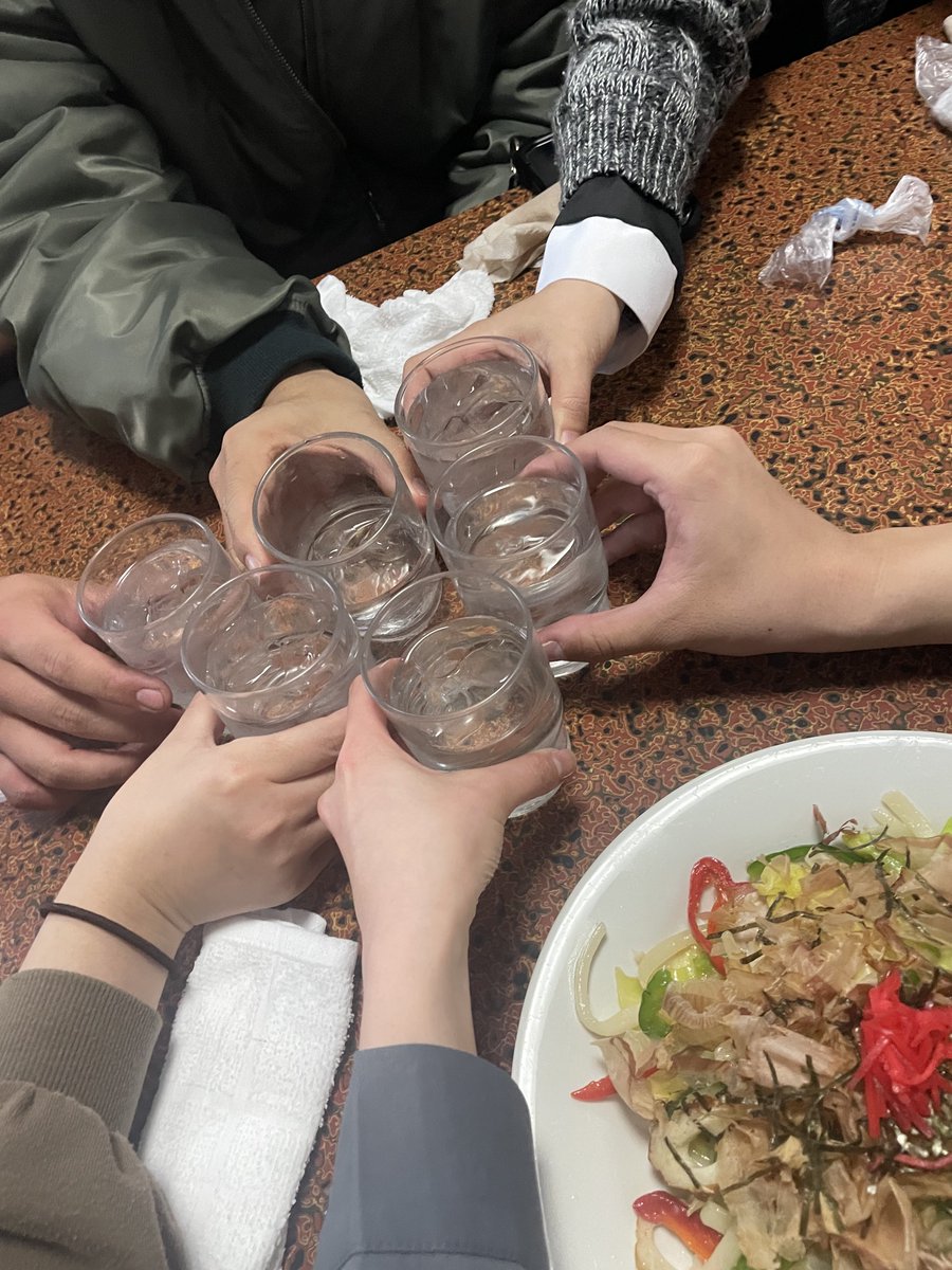 しゅっきん❣️

 #鰐フェス たくさんのご参加ありがとうございました‼️😭👏✨
明日は延岡で #伝説の日 でございます❣️
2日間続けてイベントですが楽しむぞ〜👍✨

ご来店お待ちしております〜🌟
 #アニメバーフレンズ