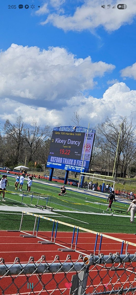 KandissDancy's tweet photo. Oxford Relays #hurdler #100 #300 💙💛 #KloeyDancy 

@Tupelotrackandfield    @LSUTrackField https://t.co/LGp4lLBgjY
