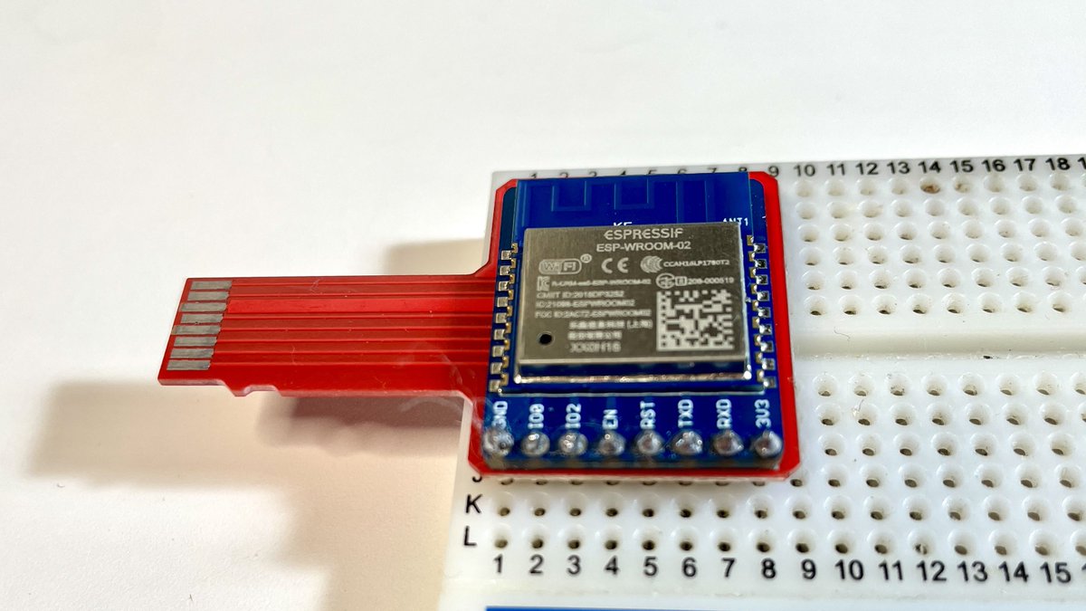 chrmlinux03's tweet image. #spiSlave #espTFcard 
全てのマイコンに #WiFi を
٩(ˊᗜˋ*)و
#リナちゃんは特別な訓練を