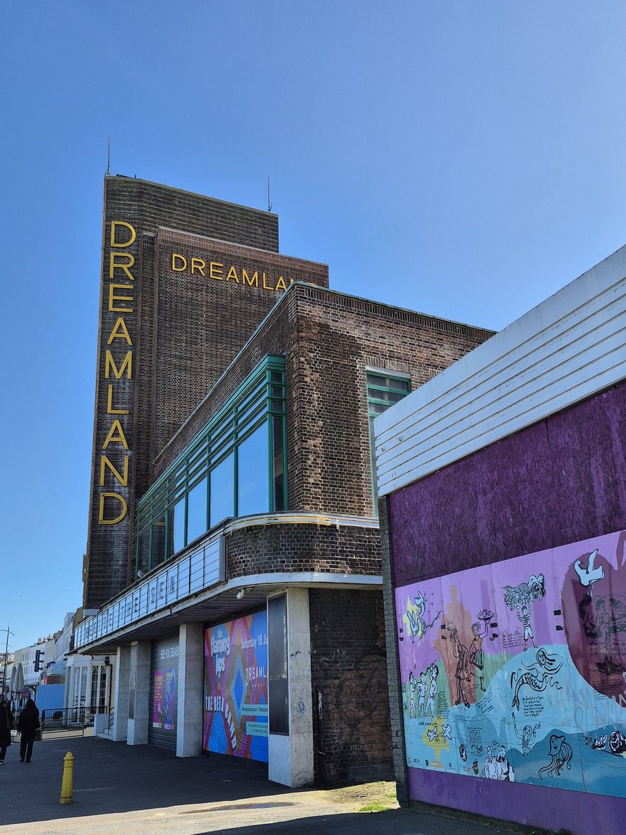 Pup_Sharp tweet media