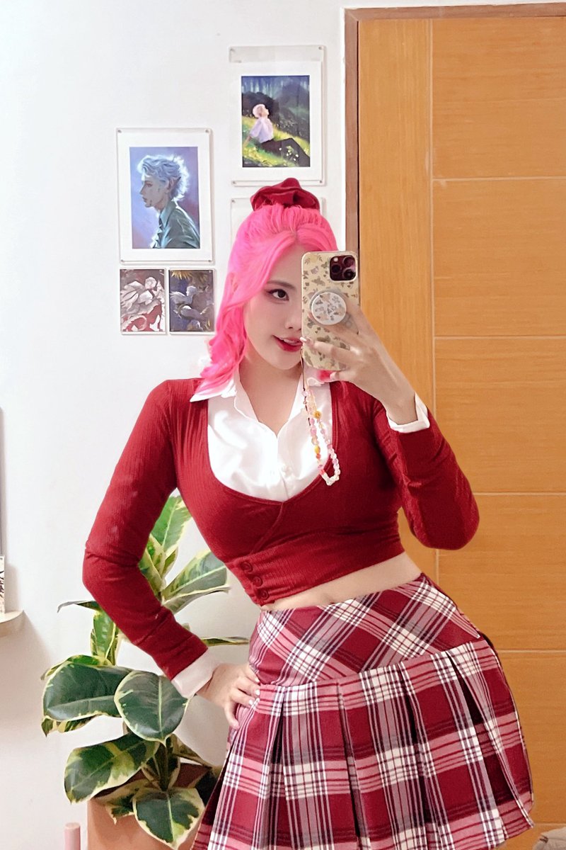 🌸Mur - in her overwork era🌸 tweet media