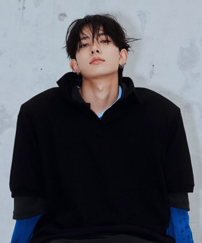 About Music tweet media