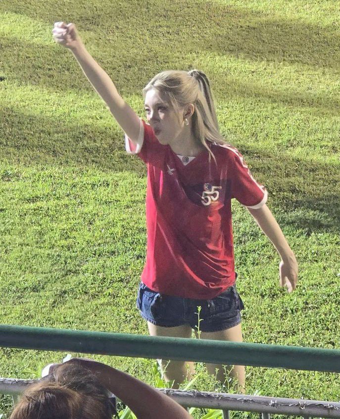 ปออิน🐶🌈✨💜 (@porinlo) on Twitter photo 