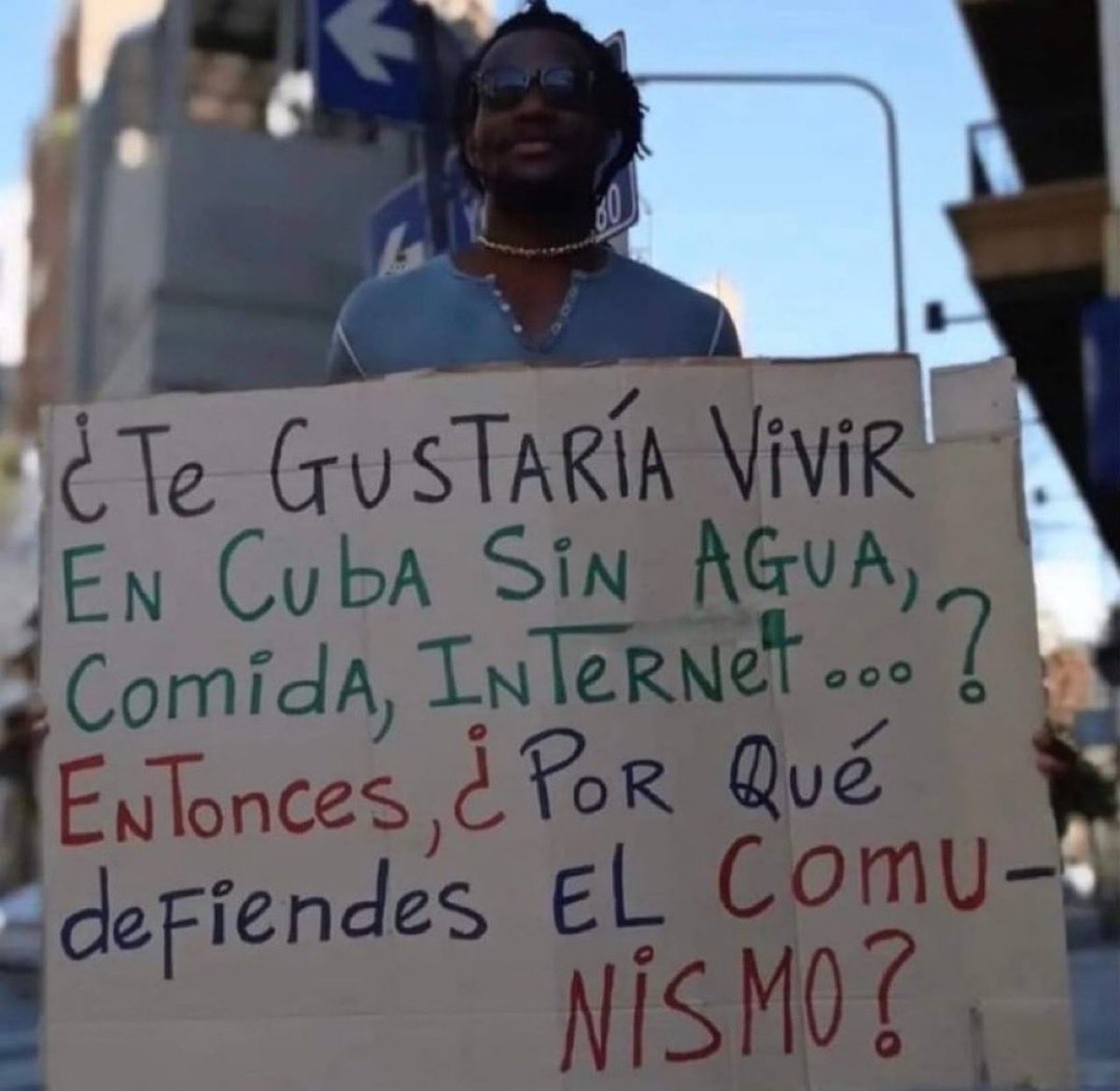 82varuli's tweet photo. @teamovenezuel3 El bloqueo inhumano que impuso el comunismo sobre el pueblo CUBANO. https://t.co/573wgGEMHQ