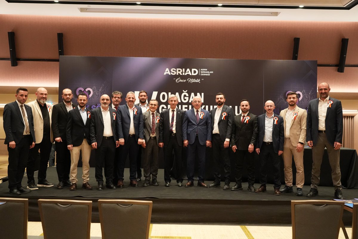 BursaAsriad's tweet photo. Asriad Bursa Şubesi Olarak
4. Olağan Genel Kurul ve İftar Programına Katılım Sağladık.
Genel Kurulda Yeniden Güven Tazeliyen Genel Başkanımız Sn.Cemil Yıldız ve Yeni Yönetim Kurulunu Tebrik Ederiz.
#asriad #genelkurul #toplantı #öncenitelik https://t.co/J4Fj4xvkea
