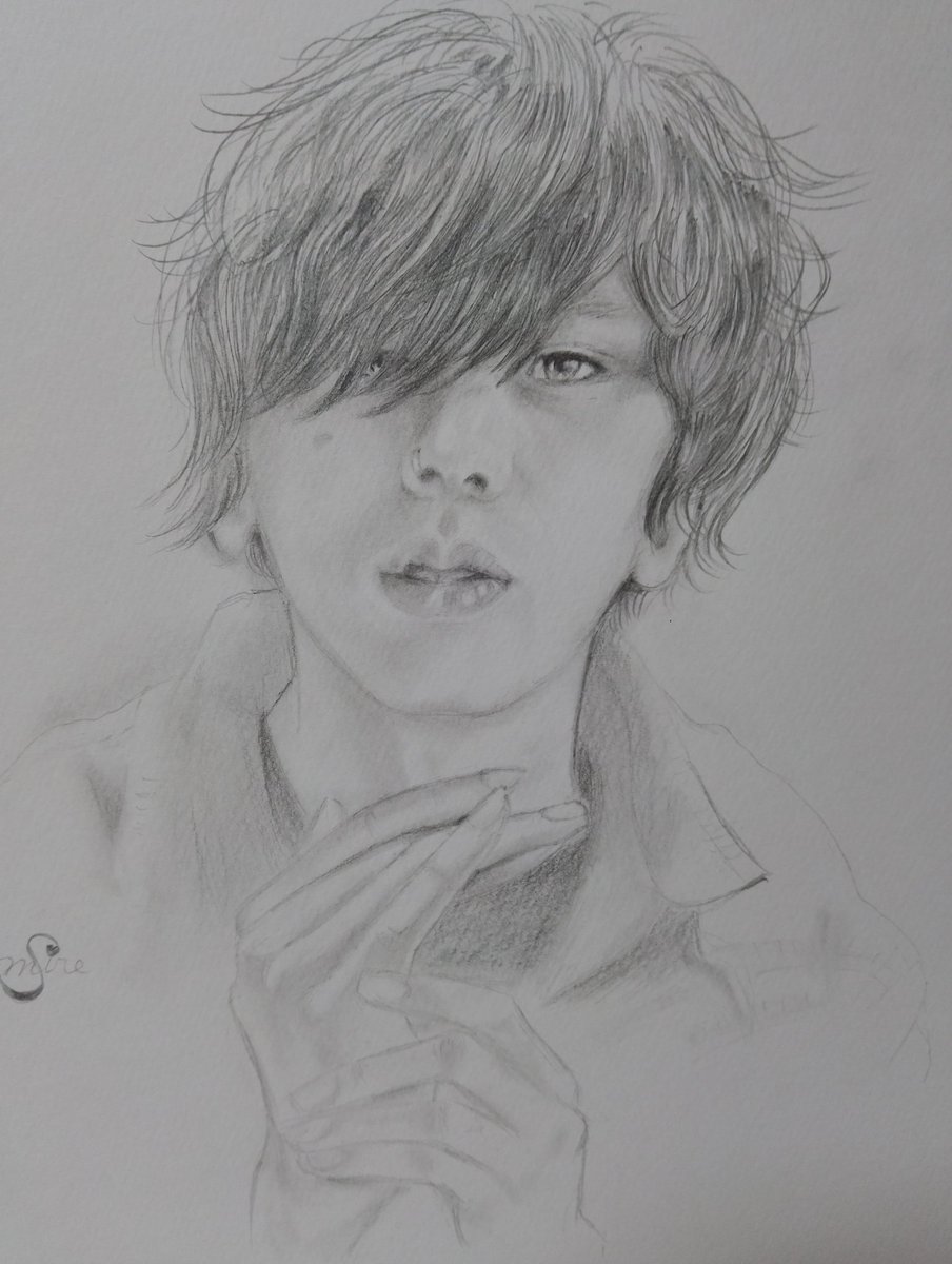 Yonedaisukiyo's tweet image. レモンのリリース記念日✨
8周年おめでとうございます🎉
いつ聴いてもずっと心に沁みます✨
#lemon
#米津玄師 のつもり
#過去絵でお祝い