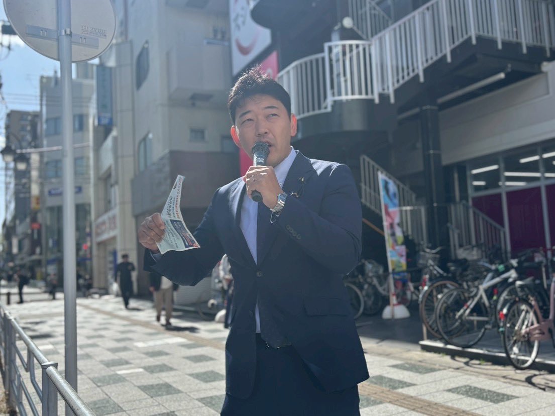 orimoto777's tweet photo. 本日は市川市内で街宣しました。
行徳は在留外国人の人口比が6%を超えているそうです。
その後、加藤圭一市議の市政報告会にお邪魔しました。
外国人問題や市議会の現状など、勉強になりました。

#千葉県議会  #市川市　#行徳 https://t.co/xvxjluw8na