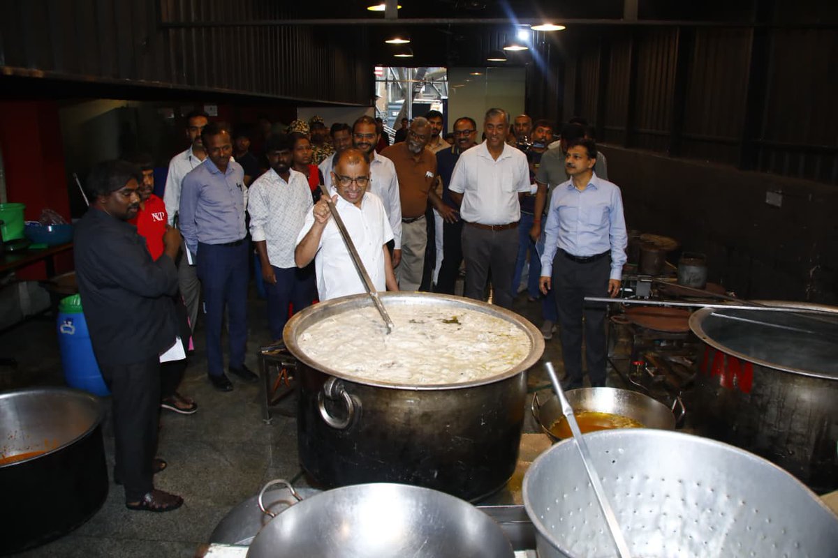 ChristinMathewPhilip tweet media