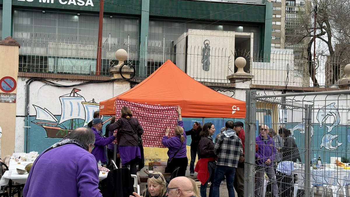 Paco a la naranja 🍊👉🦋 tweet media