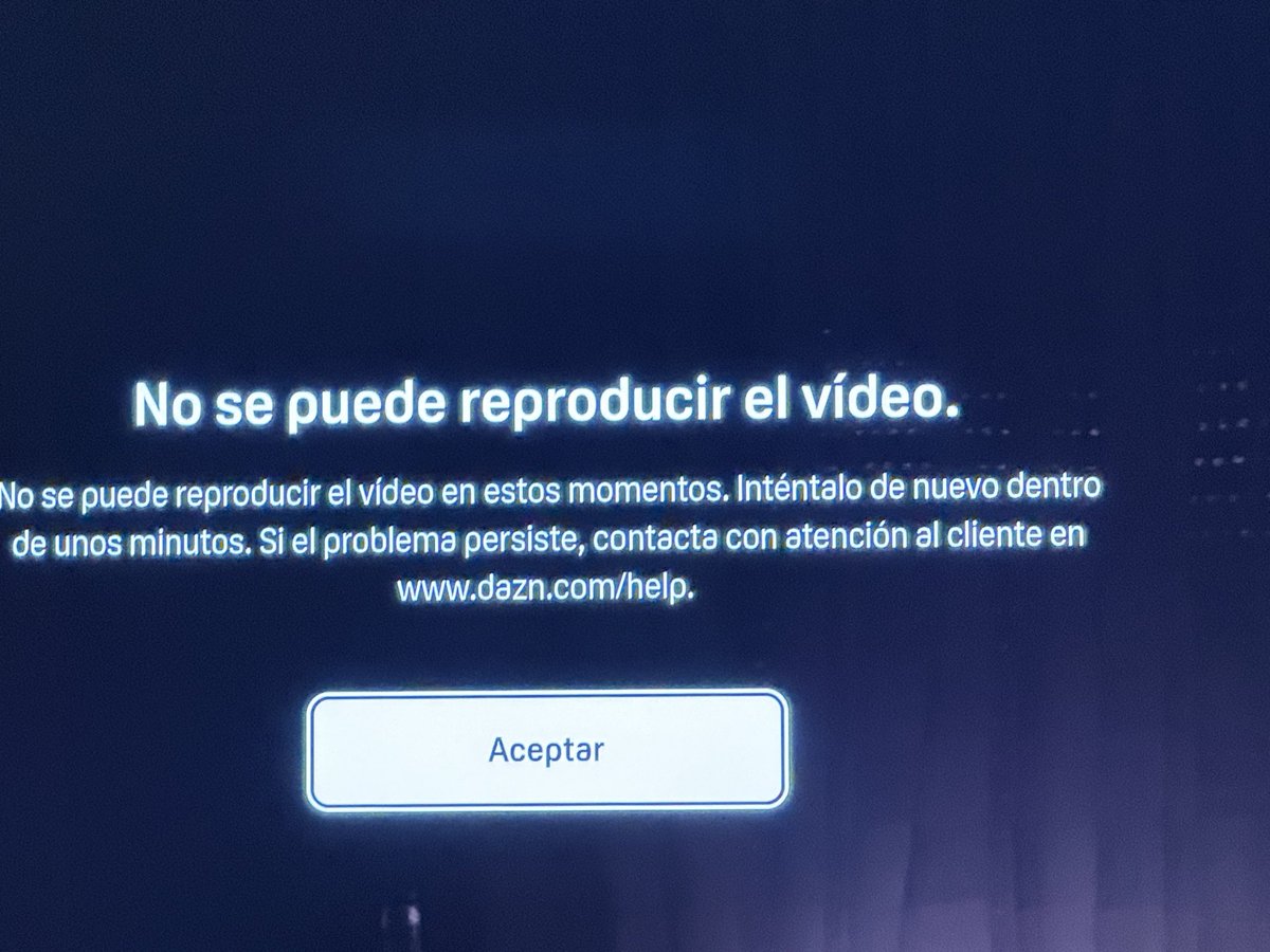 algadux's tweet photo. @DAZN_ES , ¿pero qué pasa que no me deja ver el evento completo de la Sprint de China?? Veo que el resumen si que me deja, pero quiero ver el evento completo. Gracias https://t.co/RHG90ey4ZK
