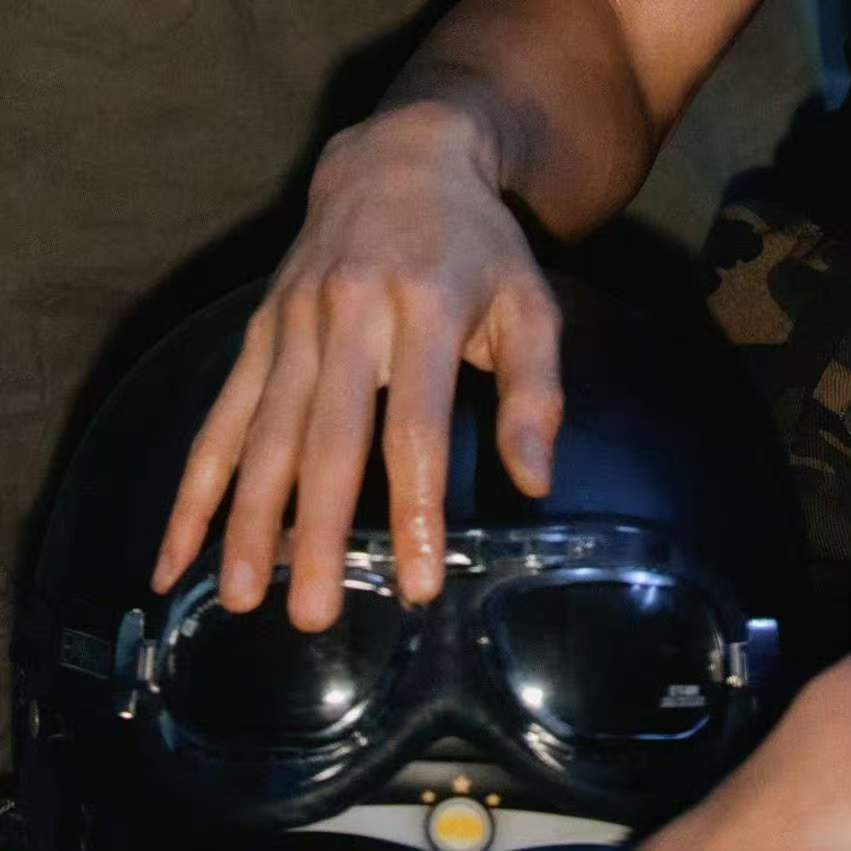 Daughter of Xu tweet media