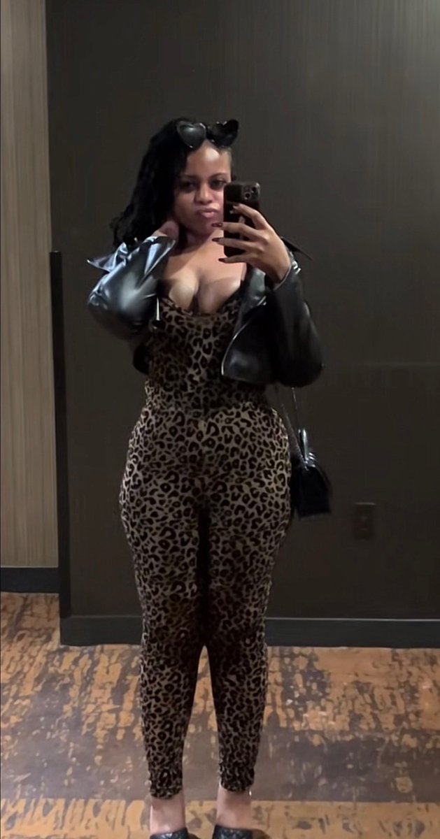 Put me as your screensaver 😌