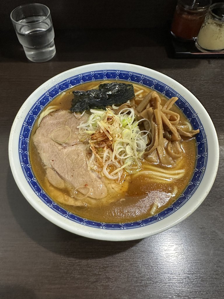 最近のラインナップ5🍜🍜🍜🍜

⑰榮林 神楽坂店

⑱自家製中華そば としおか

⑲中華料理 新雅

⑳中華そば べんてん

美味しく20杯いただきました😋